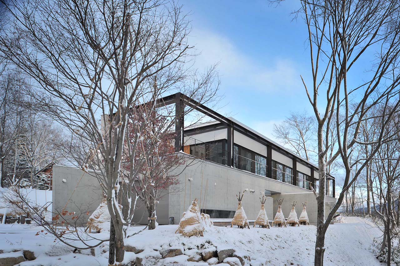 The Glasshouse Chalet